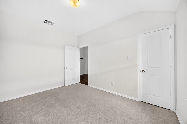 Building Photo - 16131 Sommerall Creek Ln