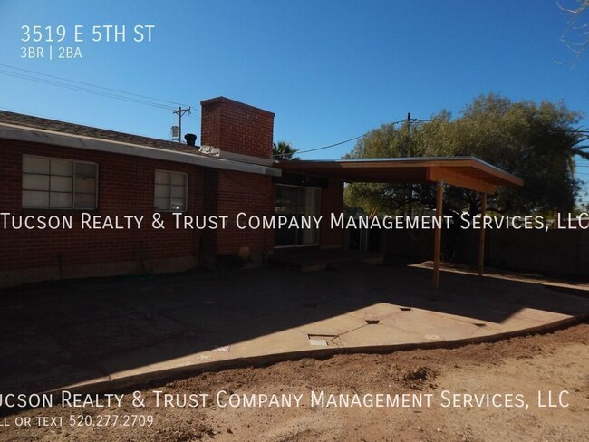 Building Photo - In the heart of Tucson, your new home awaits,