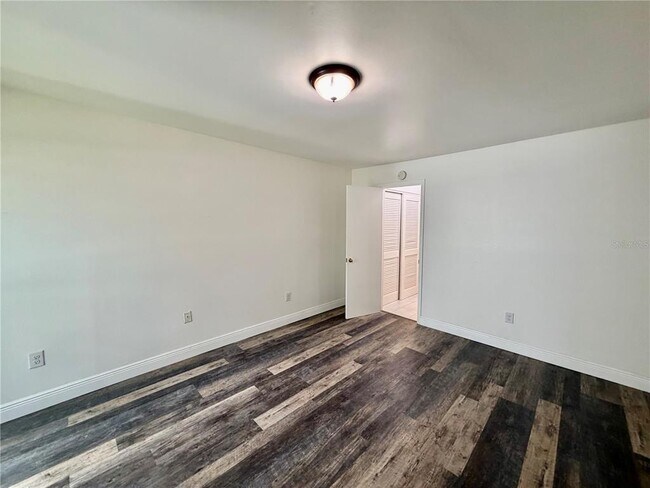 Building Photo - 3325 Bayshore Blvd
