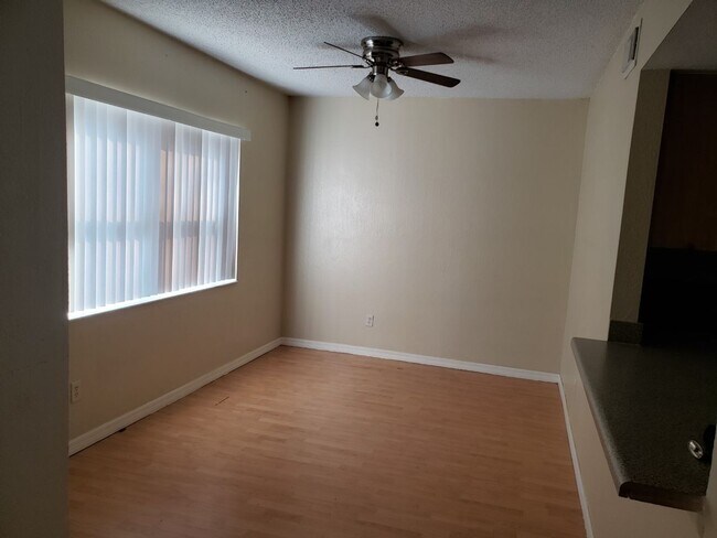 Building Photo - 9825 Turf Way