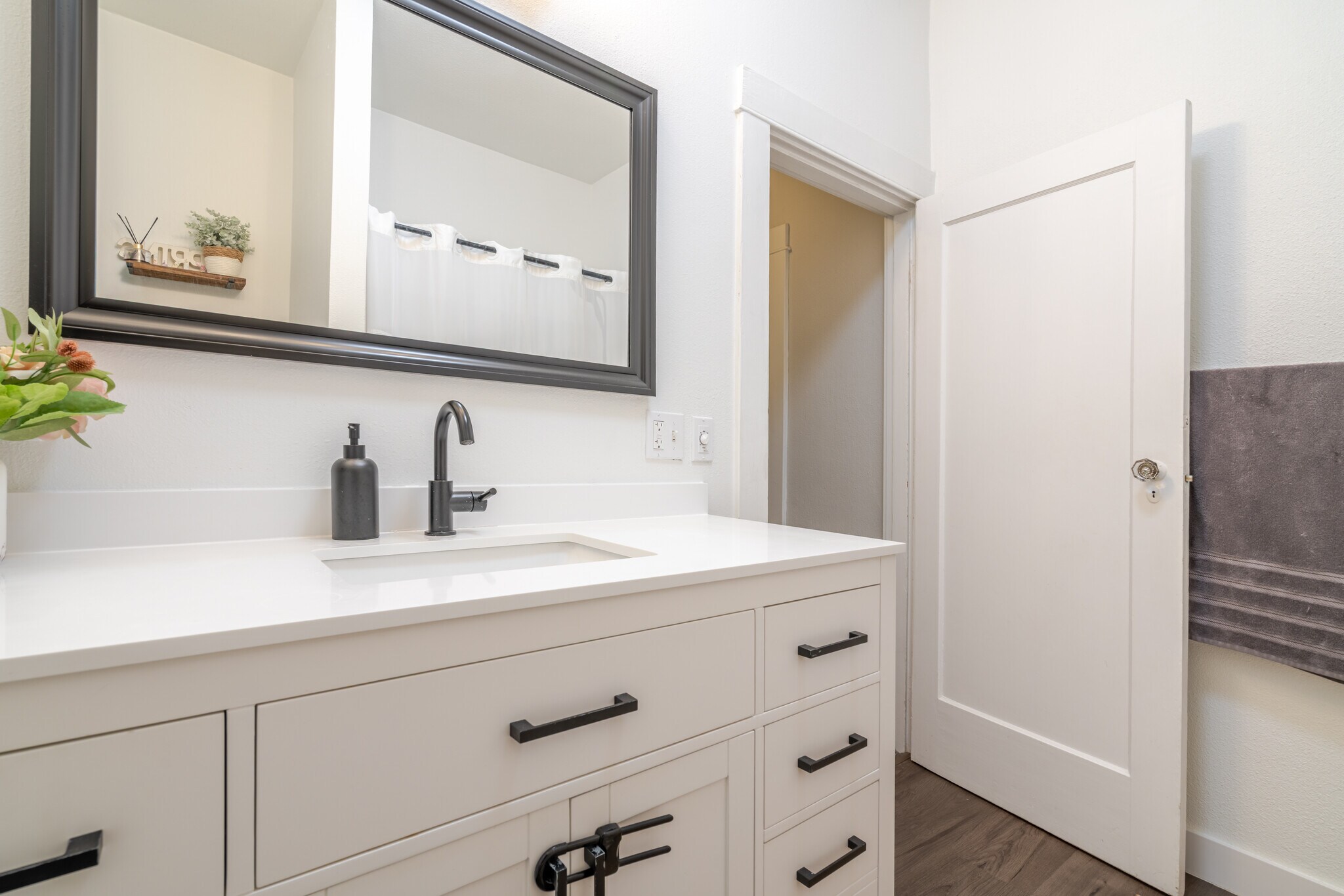 Building Photo - 200 W Arlington St