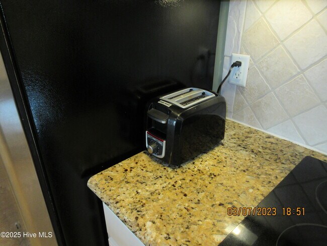 Building Photo - 108 Sea Star Cir