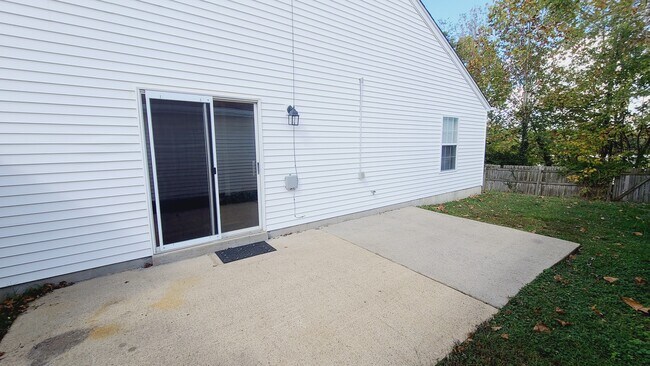 Building Photo - 2342 Benay Rd