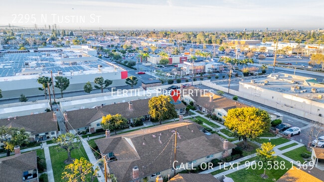 Building Photo - 2295 N Tustin St