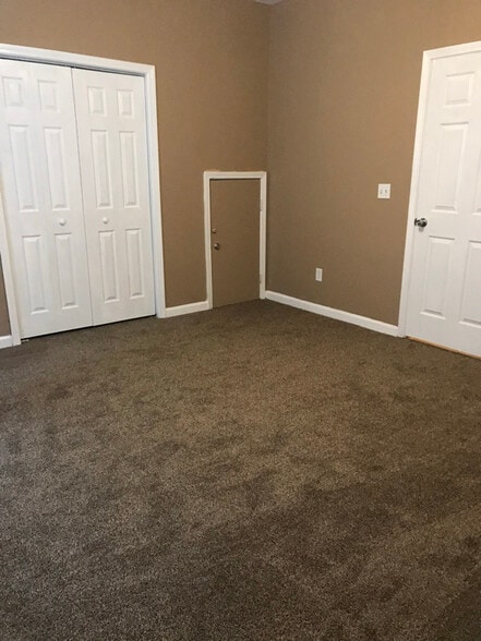 Building Photo - 1070 Gun Club Rd NW