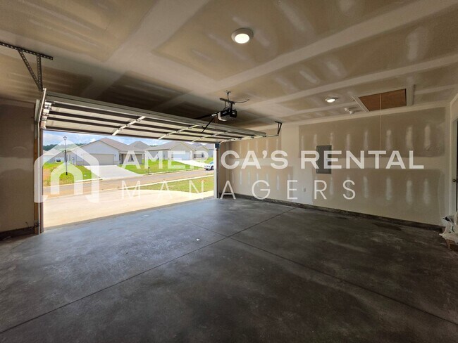 Building Photo - New Construction Home for Rent!