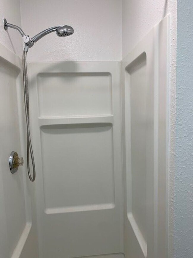 Building Photo - Coming Soon! Cute 1 bedroom Cottage