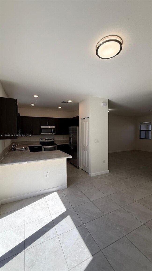 Building Photo - 11964 SW 244 Ln