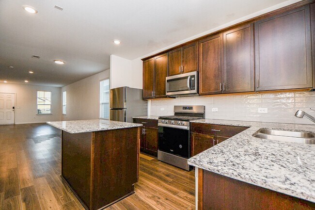 Building Photo - 17867 Baleage Ln