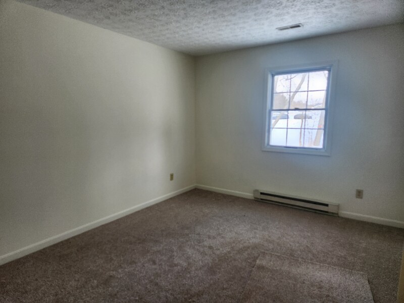 Building Photo - 4949 Catherine Ct