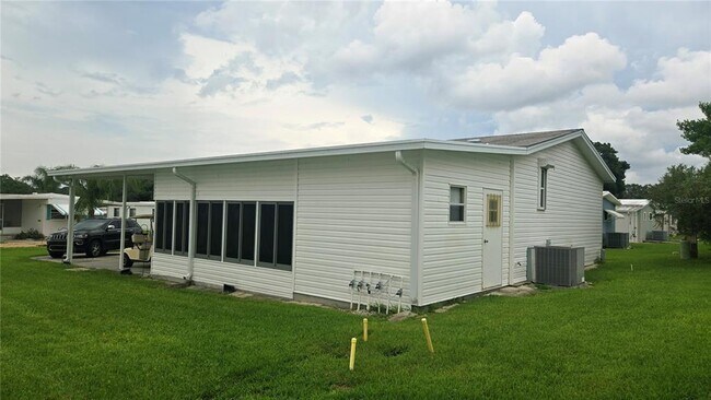 Building Photo - 39820 US Hwy 19 N