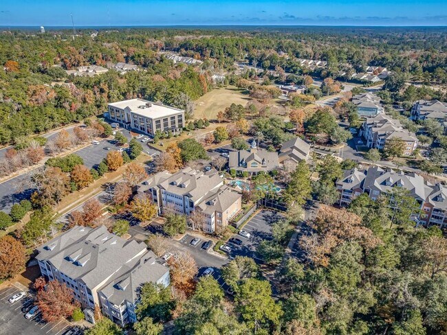 Building Photo - 2801 Chancellorsville Dr