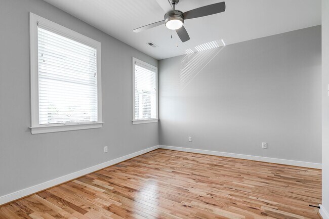 Building Photo - 1131 N 29th St