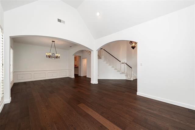Building Photo - 7100 Oakbrook Dr