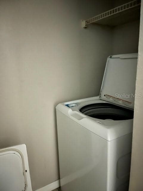 Building Photo - 1910 E Palm Ave