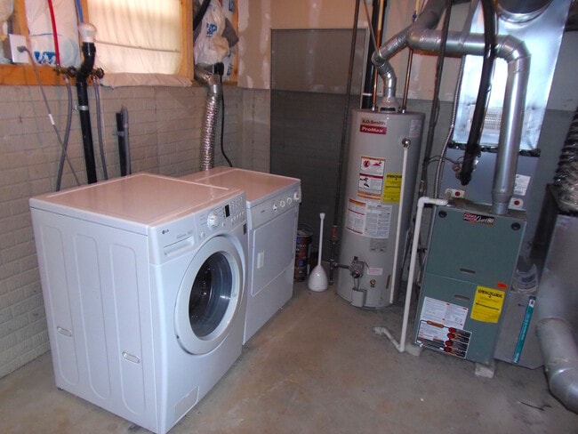 Building Photo - Two Bedroom Dublin Condo Rental at Hayden ...