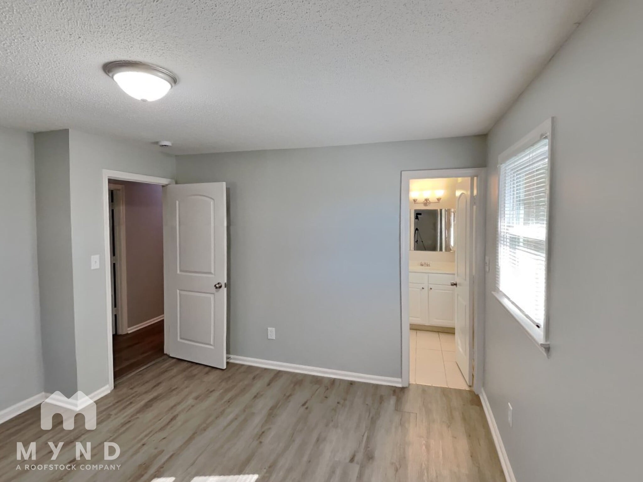 Building Photo - 139 Edgeway Rd