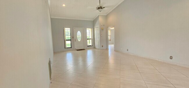 Building Photo - 3298 Shadow Wood Dr