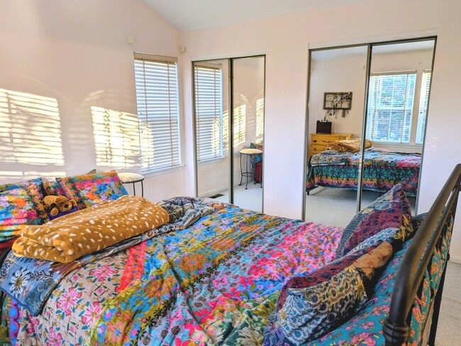 Building Photo - 2927 Falling Waters Ln