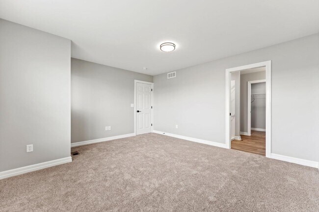 Building Photo - 11586 Willowbrook Rd