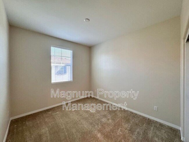 Building Photo - 34495 Agave Dr