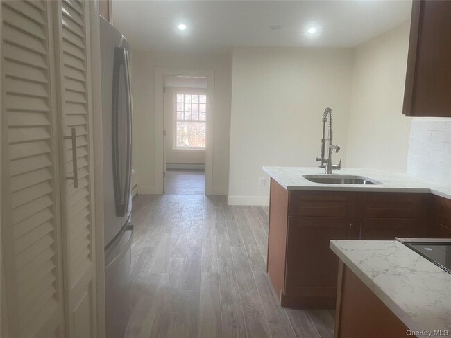 Building Photo - 1748 US-6