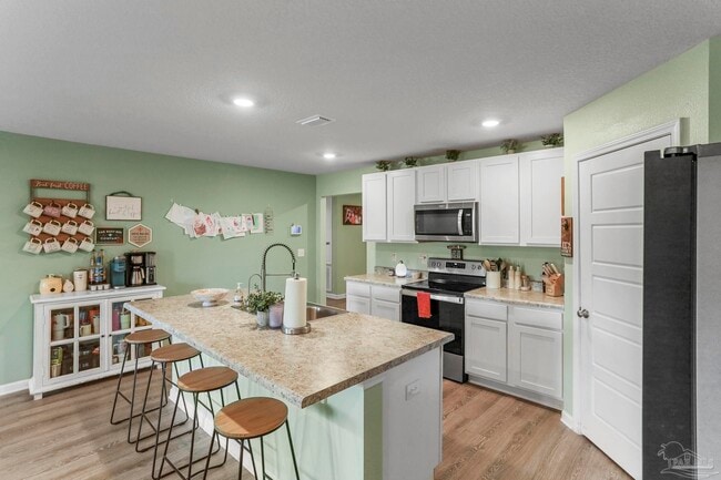 Building Photo - 903 Lovebird Ct