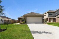 Building Photo - 919 Silver Birch Br