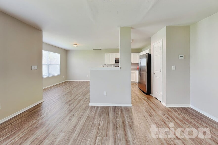 Building Photo - 6304 Ziegler Ln