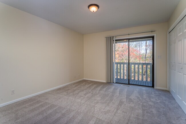 Building Photo - 76 Greenville Hwy