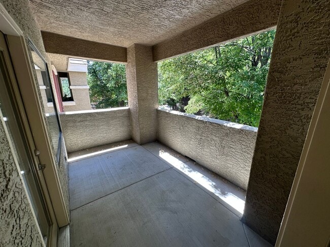 Building Photo - 2 bedroom at Tanamera now available!