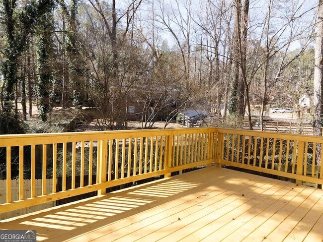 Building Photo - 95 Simpson Dr NE