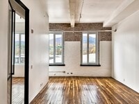 Building Photo - 520 State Rd