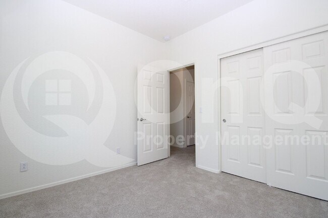 Building Photo - 17413 N 19th Run