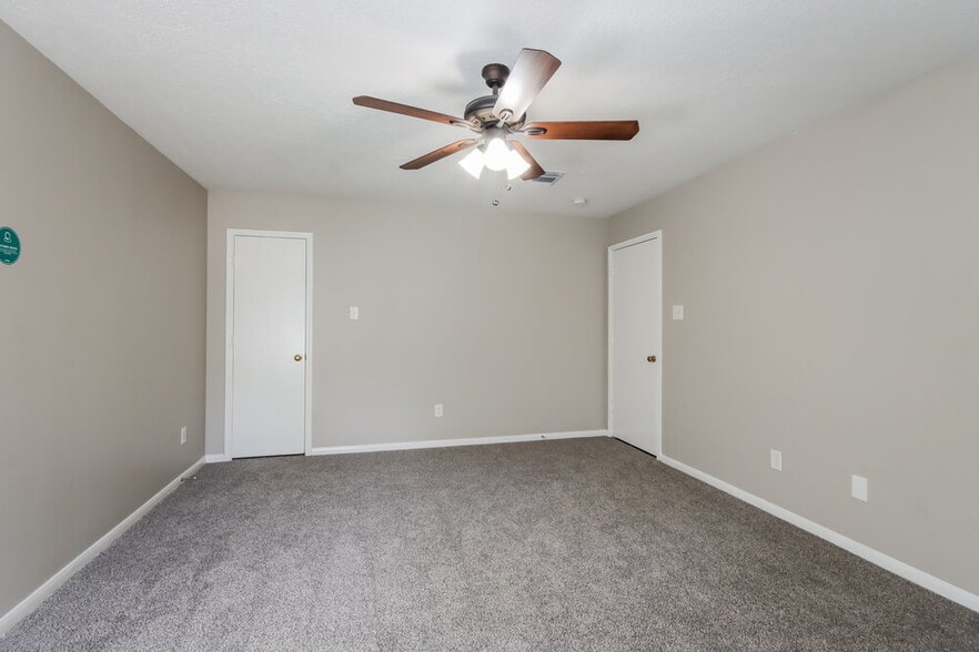 Building Photo - 6407 Crim Ct