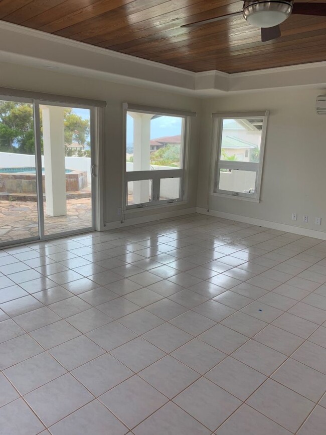 Building Photo - 4 BED, 4.5 BATH, HOUSE W/GARAGE For rent in Hawaii Kai