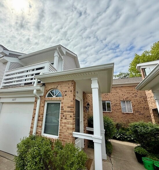 Building Photo - 1077 Courtland Dr