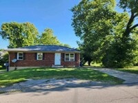 Building Photo - 245 Randolph Hill