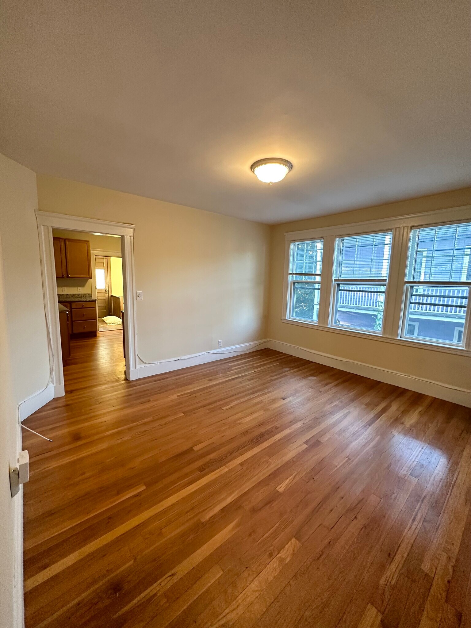 Building Photo - 7 Stedman St