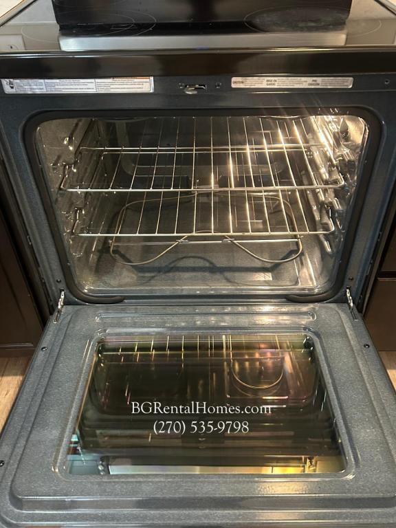 Building Photo - 506 Labrador Dr