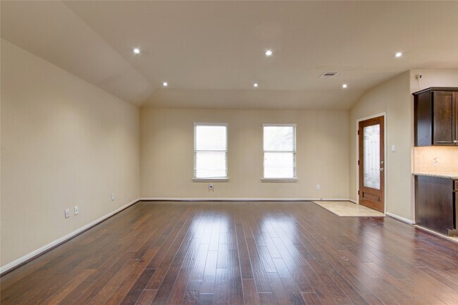 Building Photo - 9322 Limestone Ranch Ln