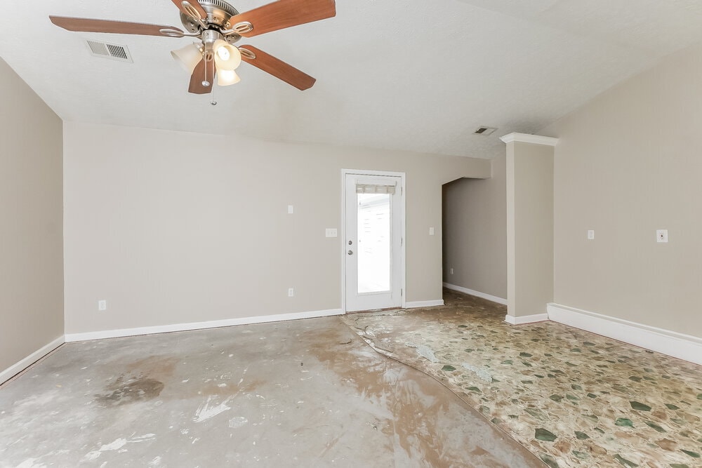 Building Photo - 4724 Granada Dr