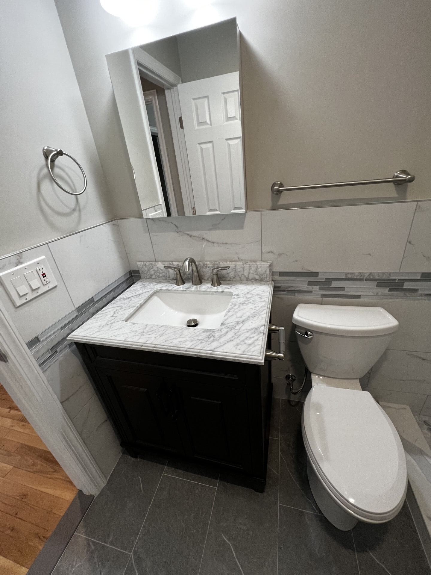 Building Photo - 130 Morris Ave.