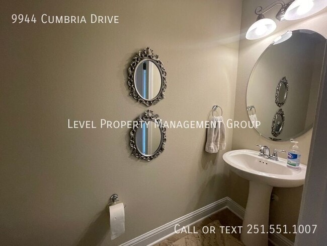 Building Photo - 9944 Cumbria Drive