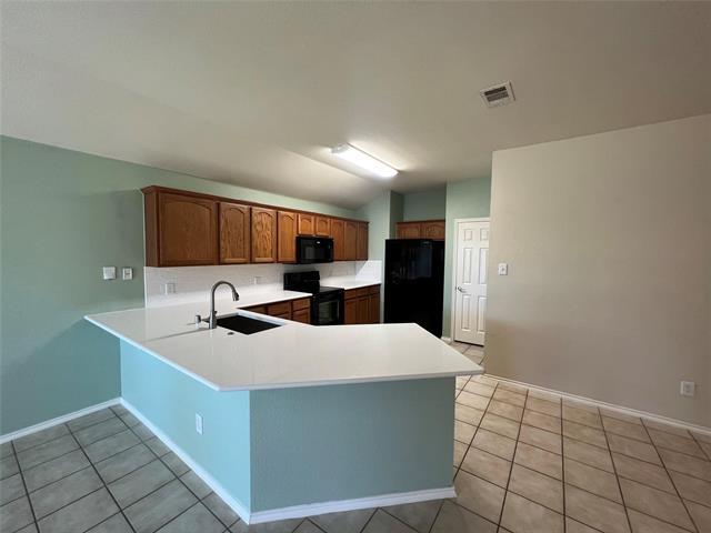 Building Photo - 717 Mahogany Dr