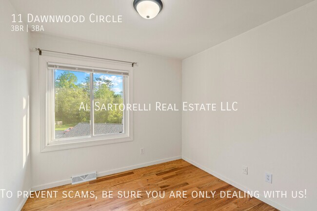 Building Photo - 11 Dawnwood Cir