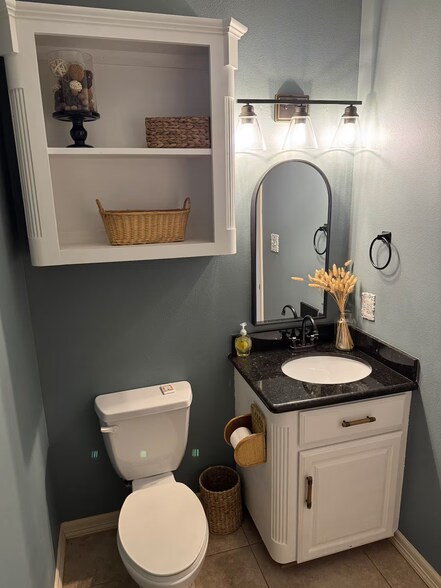 1/2 bath downstairs - 2304 Llano Mediano Ln