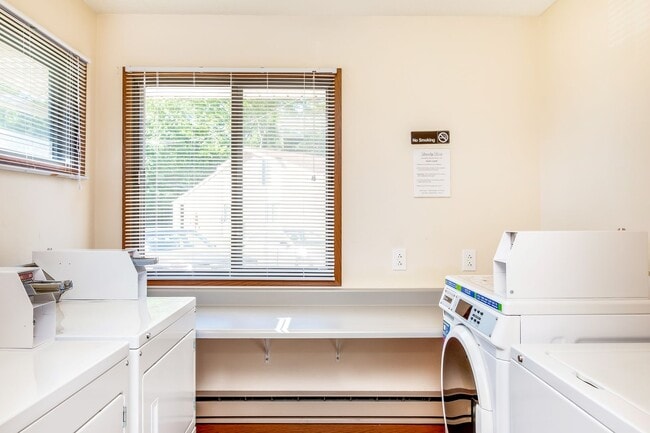 Interior Photo - Lake Park Apartments