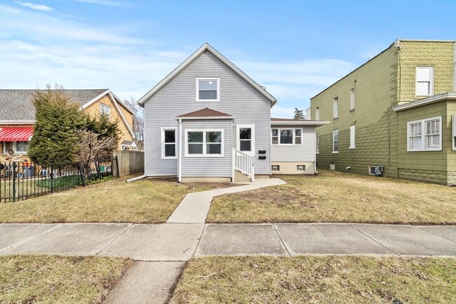 Building Photo - 1139 Lincoln St