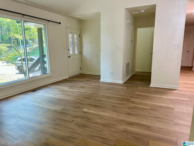 Building Photo - 2413 Pentland Dr